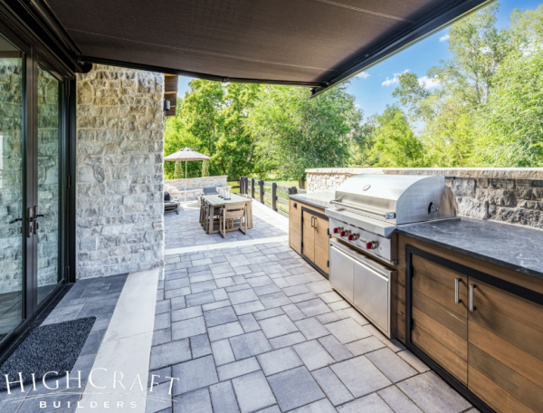 Area Barbecue dan Dapur Luar Ruangan